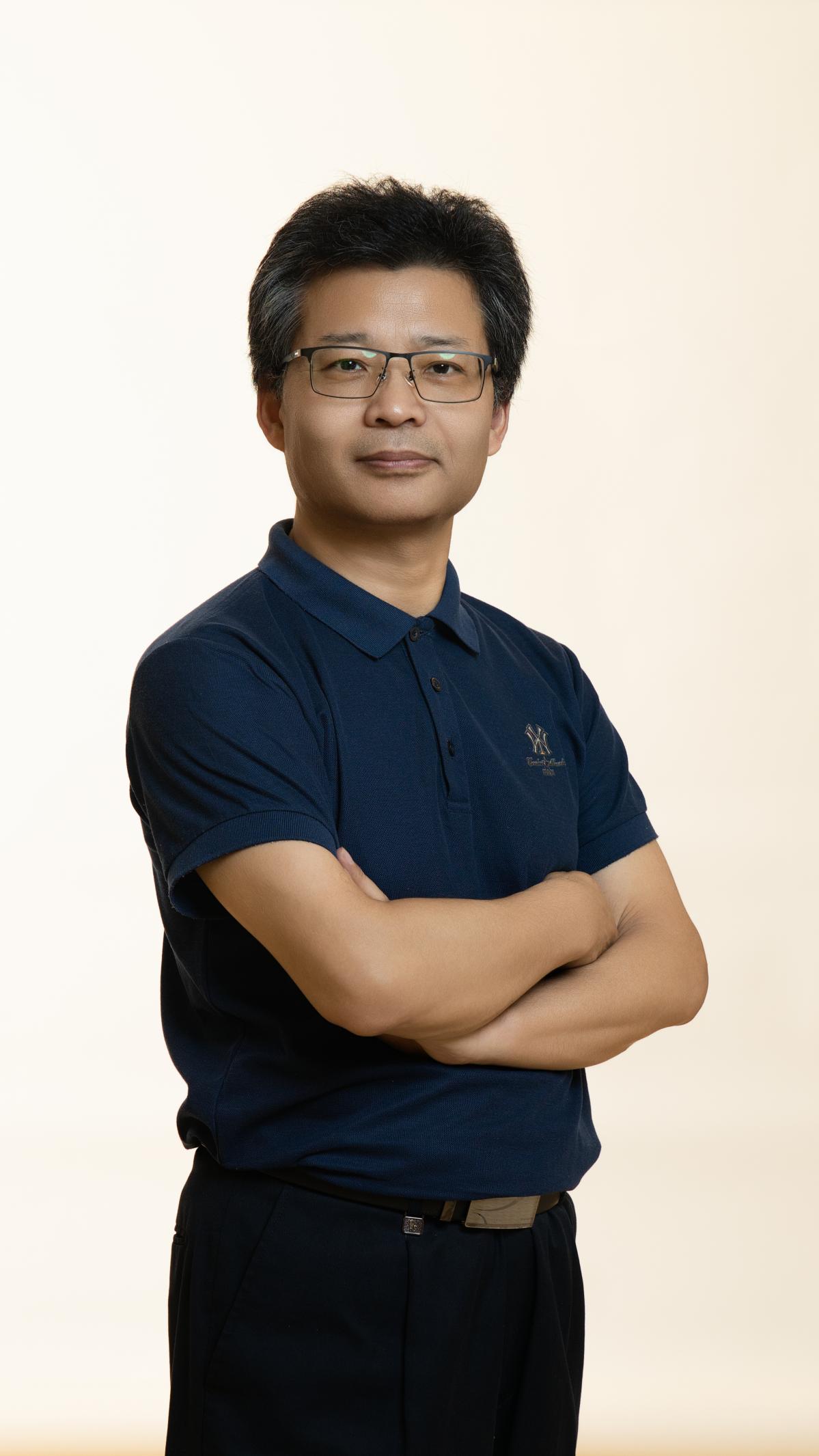 应用日语教研室主任 苗得厚